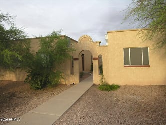 916 N Pueblo Dr #A - Casa Grande, AZ