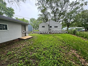 3942 Lincoln St - Gary, IN