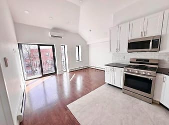 22-10 47th St unit 3 - Queens, NY