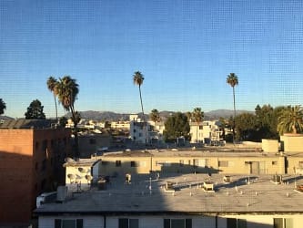 The Victoria Apartments - Los Angeles, CA