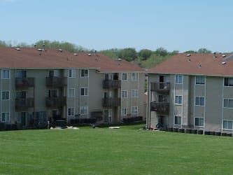 10526 Fort Plaza Apartments - Omaha, NE