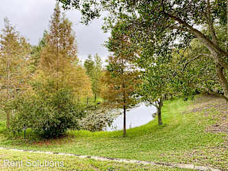 1503 Bowmore Dr - Clearwater, FL