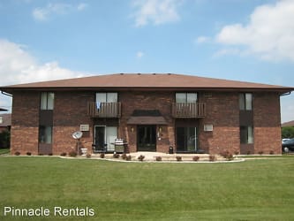 ROYAL LIGHTS - 2 BED - HEAT INCLUDED Apartments - Appleton, WI
