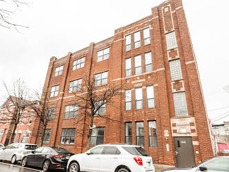 1846 S Loomis St #404 - Chicago, IL