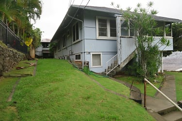 1821 Manaiki Pl - Honolulu, HI