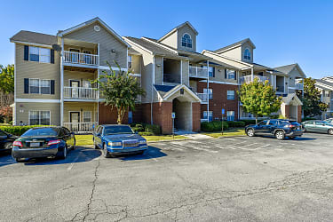 Walden Landing Apartment Homes - Hampton, GA