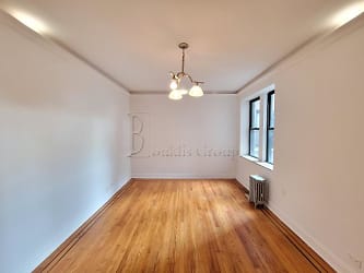 28-08 35th St unit 3M - Queens, NY