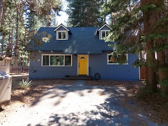 920 Clement St - South Lake Tahoe, CA