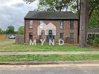 512 Mcelroy Road Unit B - Memphis, TN