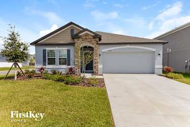 4526 Birdsong Drive - Palmetto, FL
