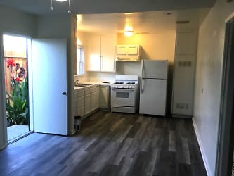 308 S Chester Ave unit 316 - Bakersfield, CA