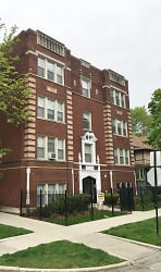 6600 N Bosworth Ave - Chicago, IL