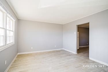 6318 E Piccadilly Rd - undefined, undefined