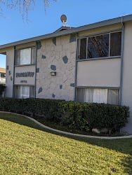 854 Orchid Ct unit H - Upland, CA