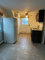 3994 Kingsberry Rd unit 2nd - Seaford, NY