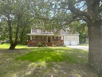 122 Shellbank Dr - Sneads Ferry, NC
