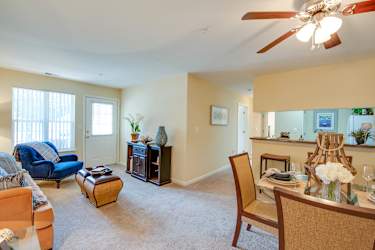 Runaway Bay Apartments - Salisbury, MD