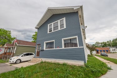 235 S Military Rd - Fond Du Lac, WI