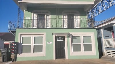 1725 Nunez St #1B - New Orleans, LA
