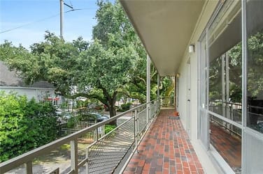 801 Henry Clay Ave #203 - New Orleans, LA