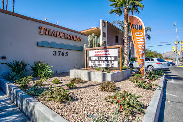 Tradewinds Apartments - Tucson, AZ