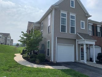 744 Whitetail Dr - Hummelstown, PA