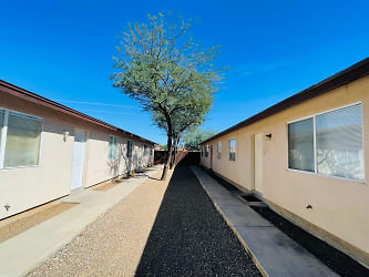 1188 N Riverview Blvd unit 2 - Tucson, AZ