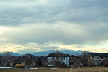 1796 Country Sun Dr - Windsor, CO