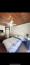 Room For Rent - Orange City, FL