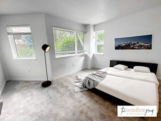 Landmark Lofts Apartments - Boulder, CO