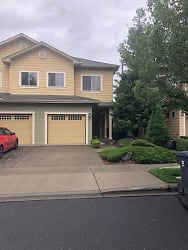 1706 SE Softwood Way - Grants Pass, OR