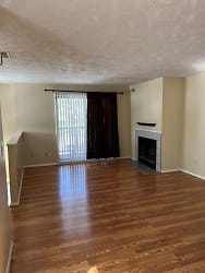1200 Tollis Pkwy unit 233 - Broadview Heights, OH