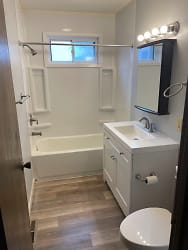 524 Breezy Point Dr unit 8 - undefined, undefined