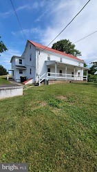 9 School House Rd - Hereford, PA