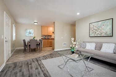9860 Dale Ave unit D2 - Spring Valley, CA