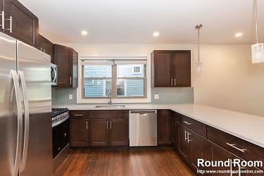 27 1st St unit 1 - Medford, MA