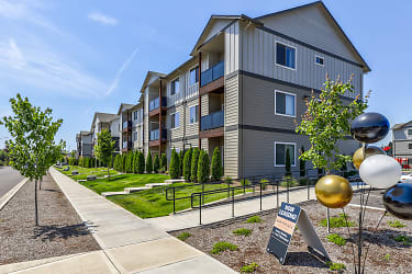 Northplace Apartment Homes - Salem, OR