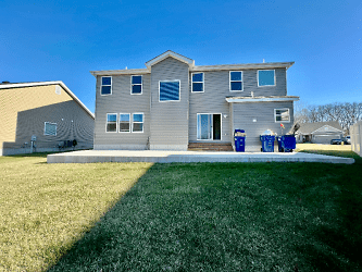211 Turning Mill Dr - Wentzville, MO