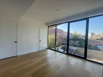 30-18 14th St unit 203 - Queens, NY