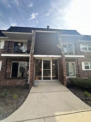 2331 Ogden Ave #7 - Downers Grove, IL