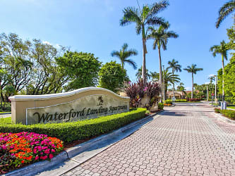 Waterford Landing Apartments - Miami, FL