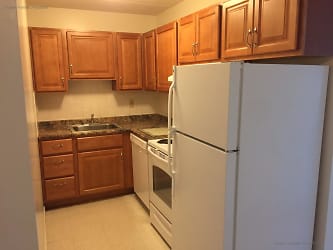 182 Quincy Ave unit 23 - Quincy, MA