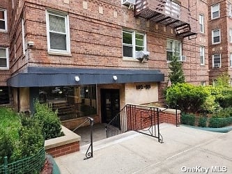 102-55 67th Dr #LF - Queens, NY