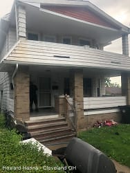 2624 E 114th St - Cleveland, OH