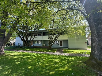 411 SW 5th St - Corvallis, OR