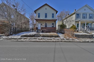 1305 Sanderson Ave - undefined, undefined