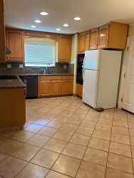 IMG_6121.Kitchen.png