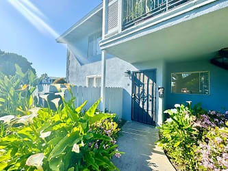 13101 Benton St. Apartments - Garden Grove, CA