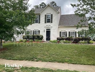 1041 Canopy Dr - Indian Trail, NC