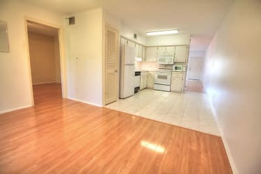2256 Spanish Dr unit 54 - Clearwater, FL